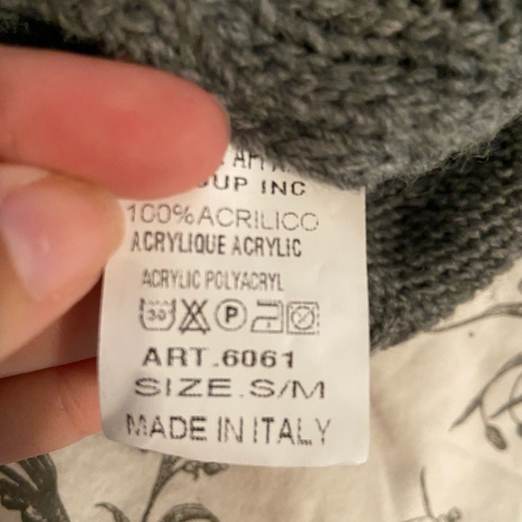 NWOT Pistache cable knit sweater - Picture 5 of 6